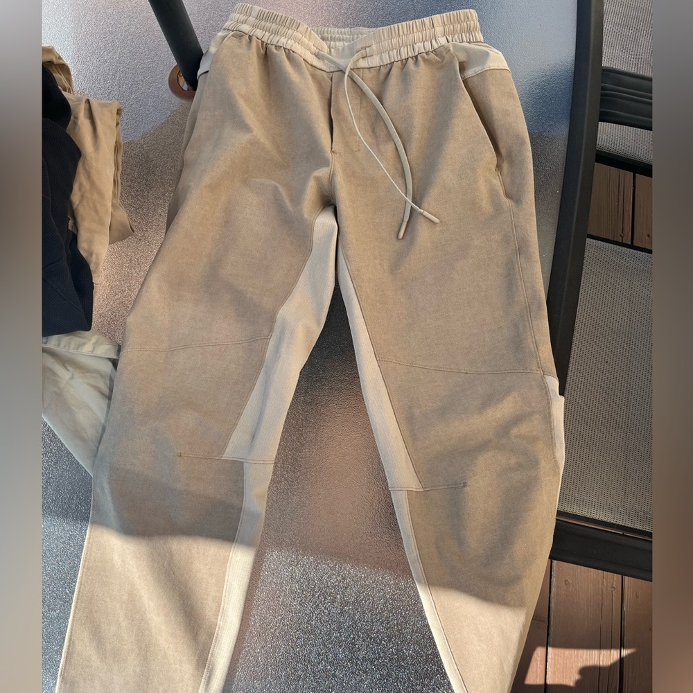 Lululemon joggers